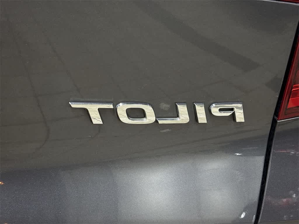 Thumbnail: 2018 Honda Pilot - 28