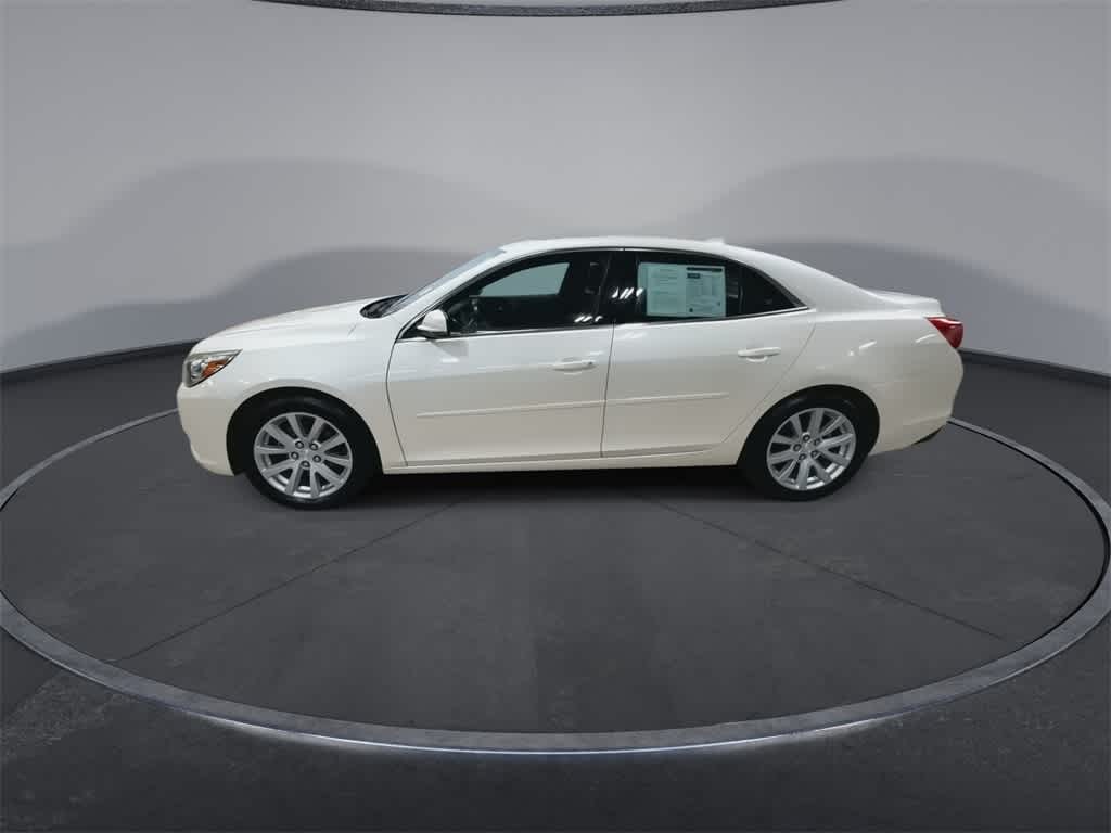 Thumbnail: 2013 Chevrolet Malibu - 5