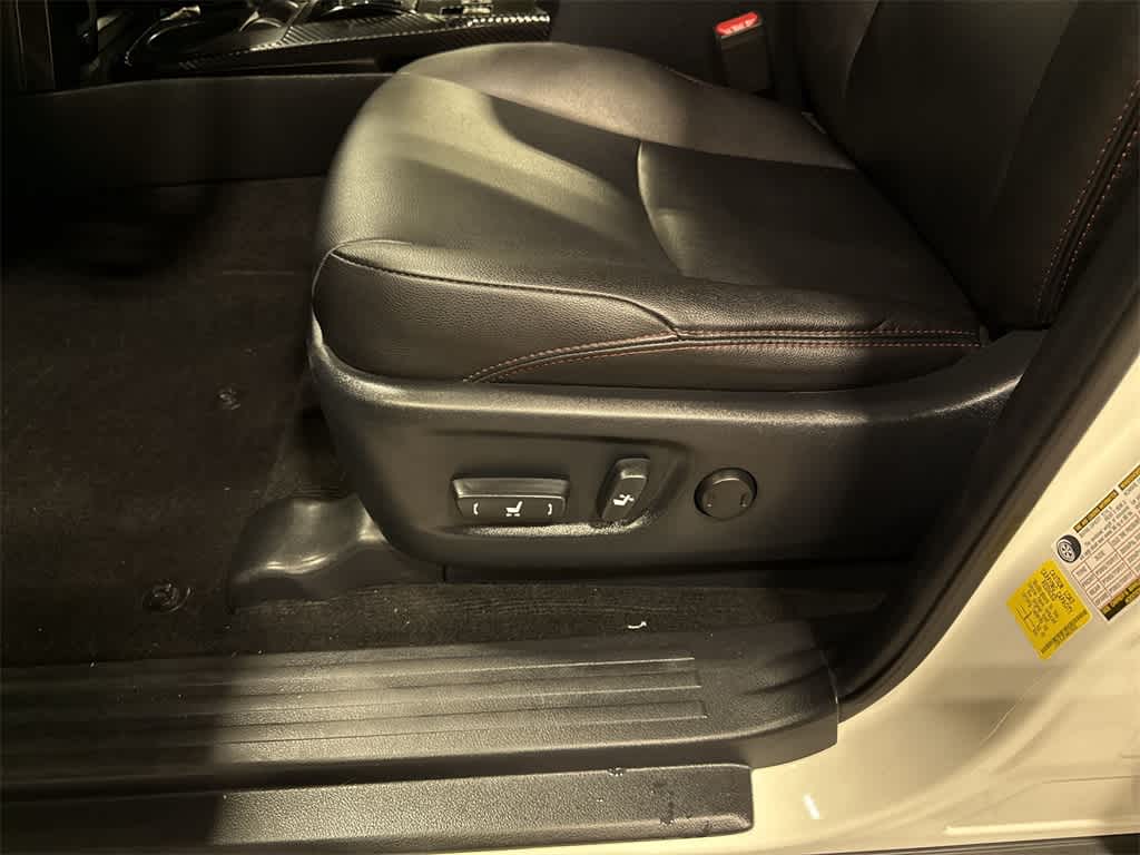 Thumbnail: 2022 Toyota 4Runner - 24