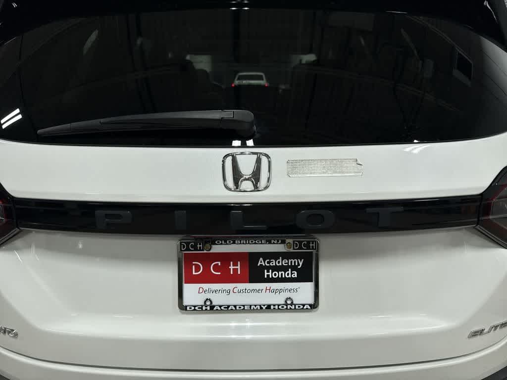 Thumbnail: 2023 Honda Pilot - 28