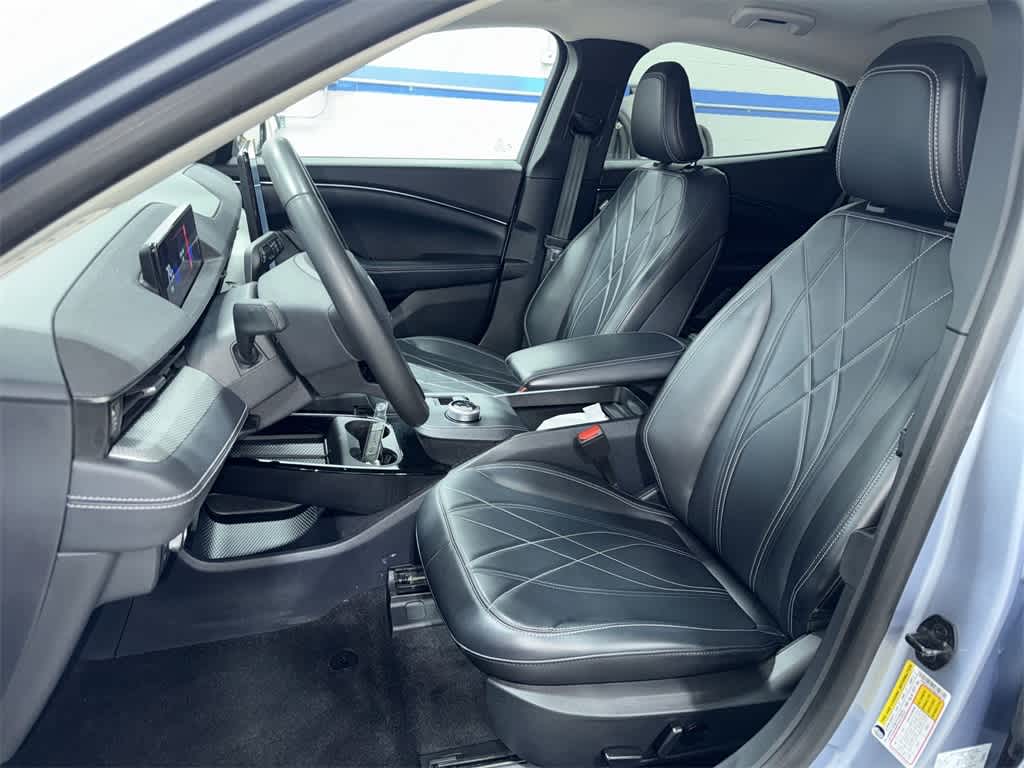 Thumbnail: 2022 Ford Mustang Mach-E - 15