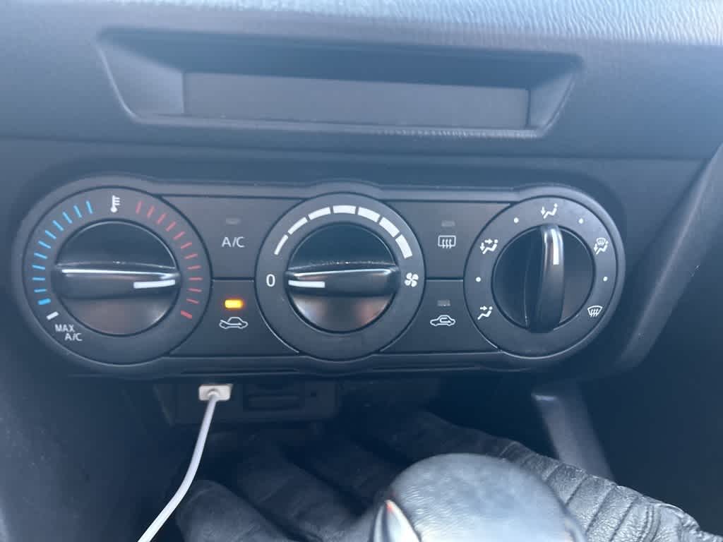 Thumbnail: 2015 Mazda Mazda3 - 19