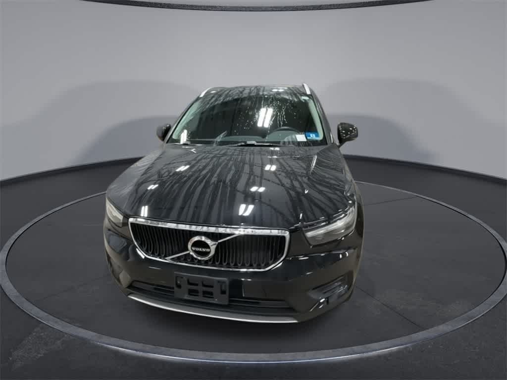 Thumbnail: 2020 Volvo XC40 - 3