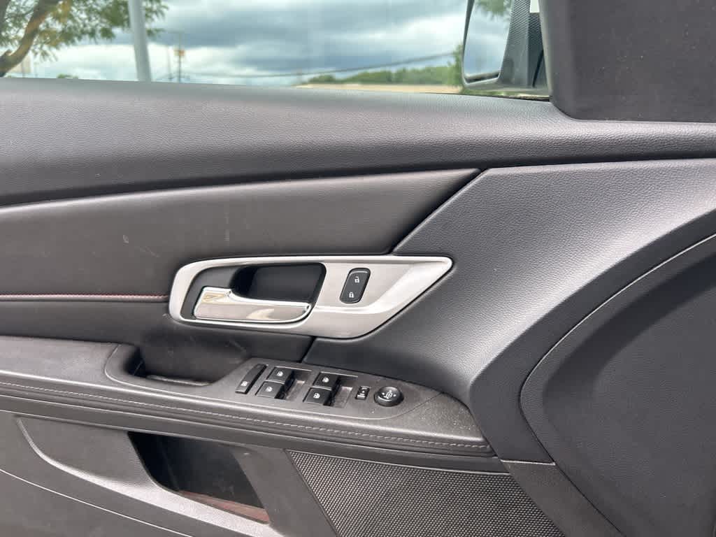 Thumbnail: 2017 GMC Terrain - 9