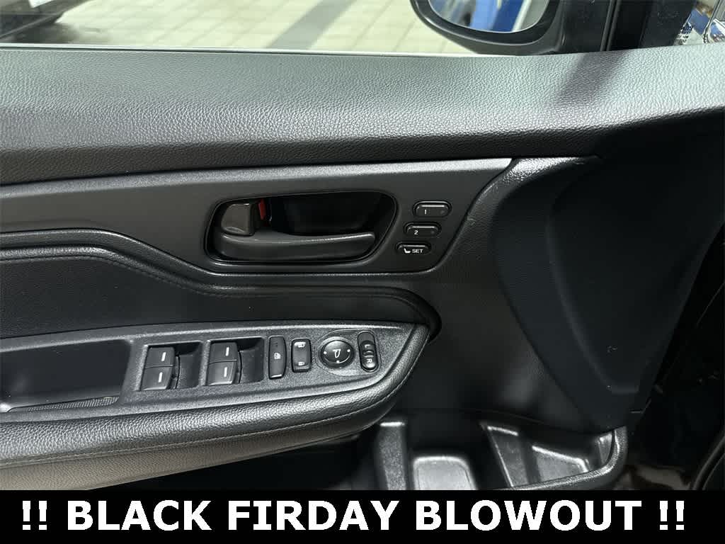 Thumbnail: 2023 Honda Odyssey - 23