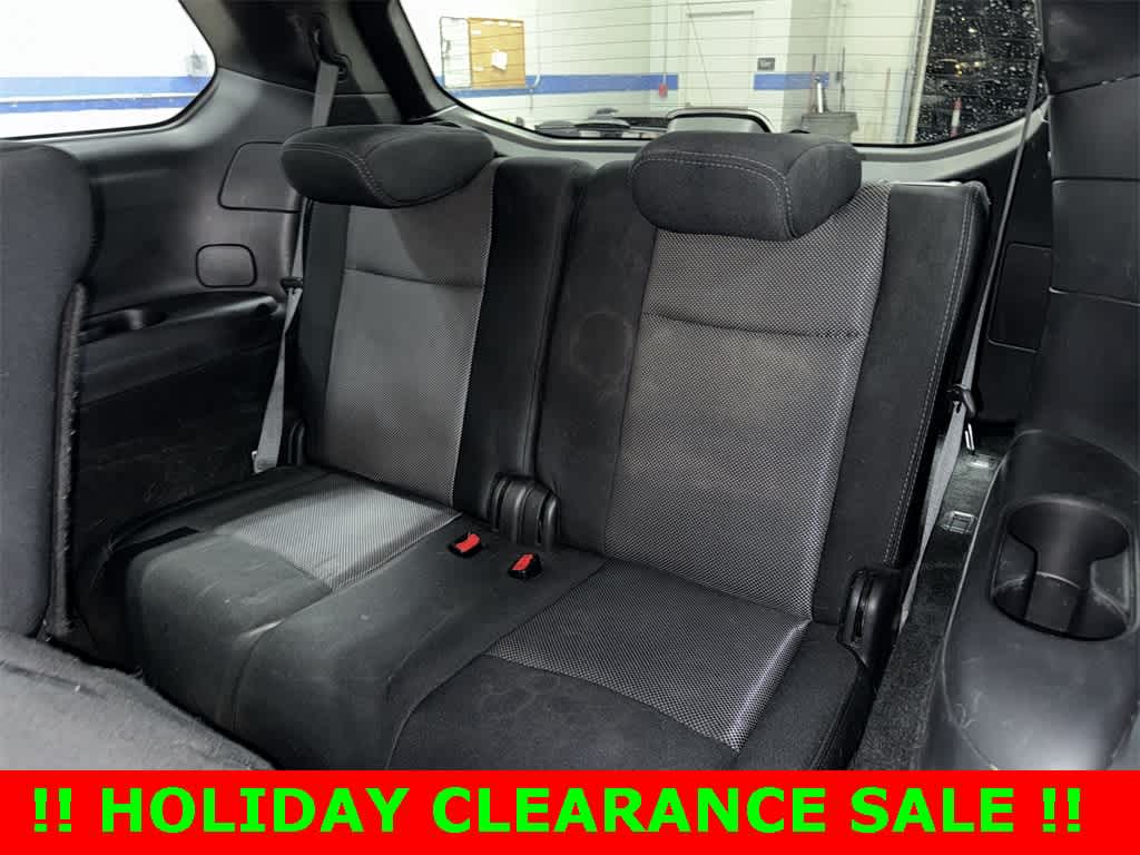 Thumbnail: 2019 Nissan Pathfinder - 18