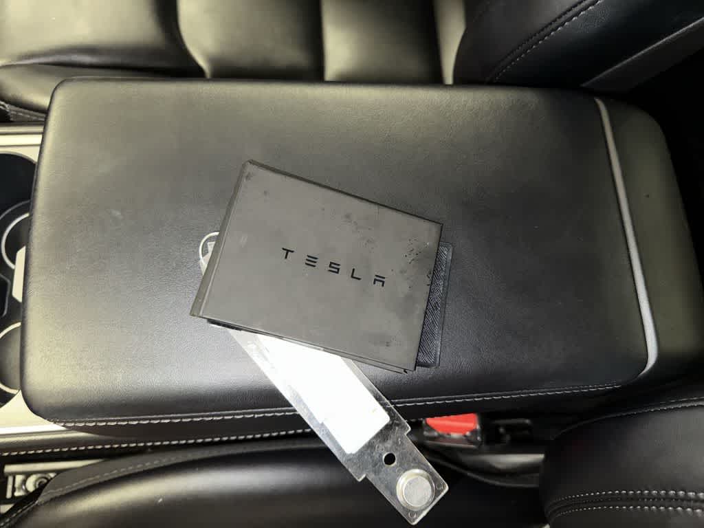 Thumbnail: 2023 Tesla Model 3 - 31