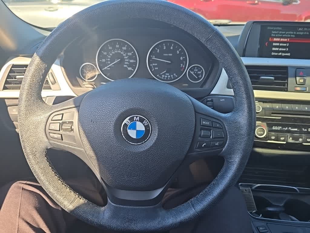 Thumbnail: 2018 BMW 3 Series - 22
