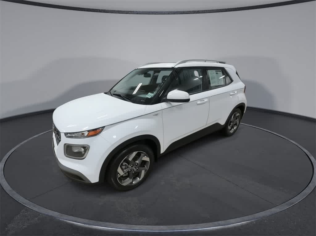 Thumbnail: 2023 Hyundai Venue - 4