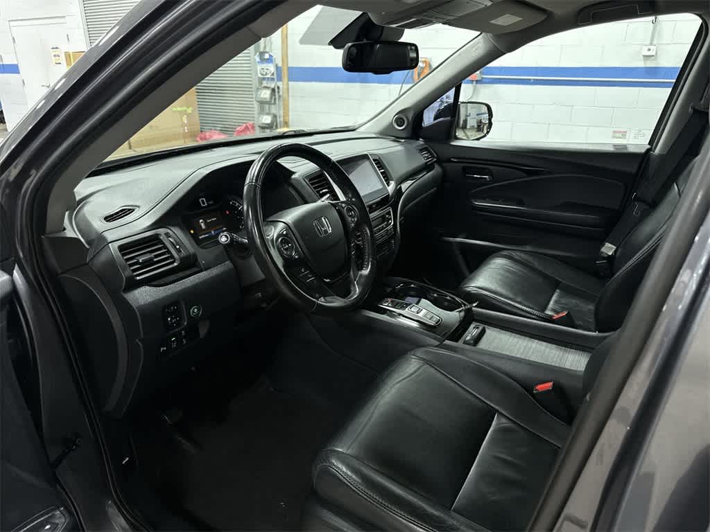 Thumbnail: 2016 Honda Pilot - 31