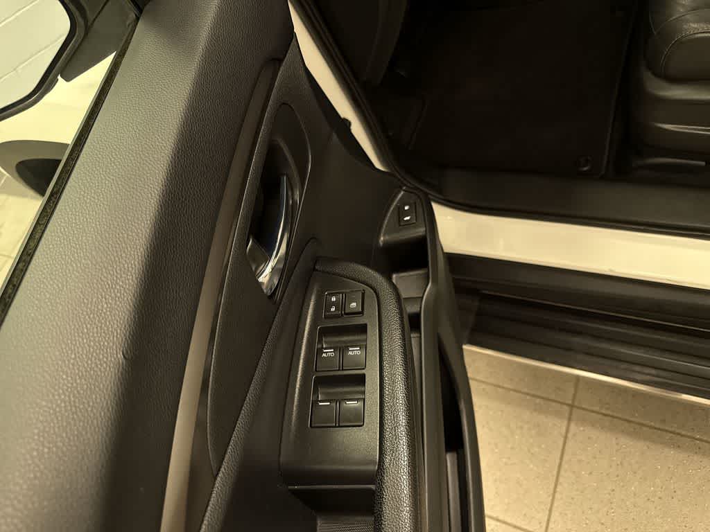 Thumbnail: 2018 Honda Pilot - 23
