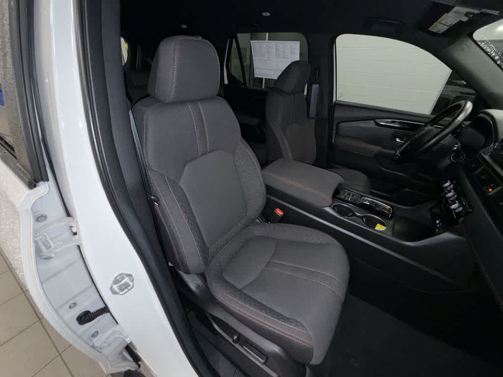 Thumbnail: 2025 Honda Pilot - 16
