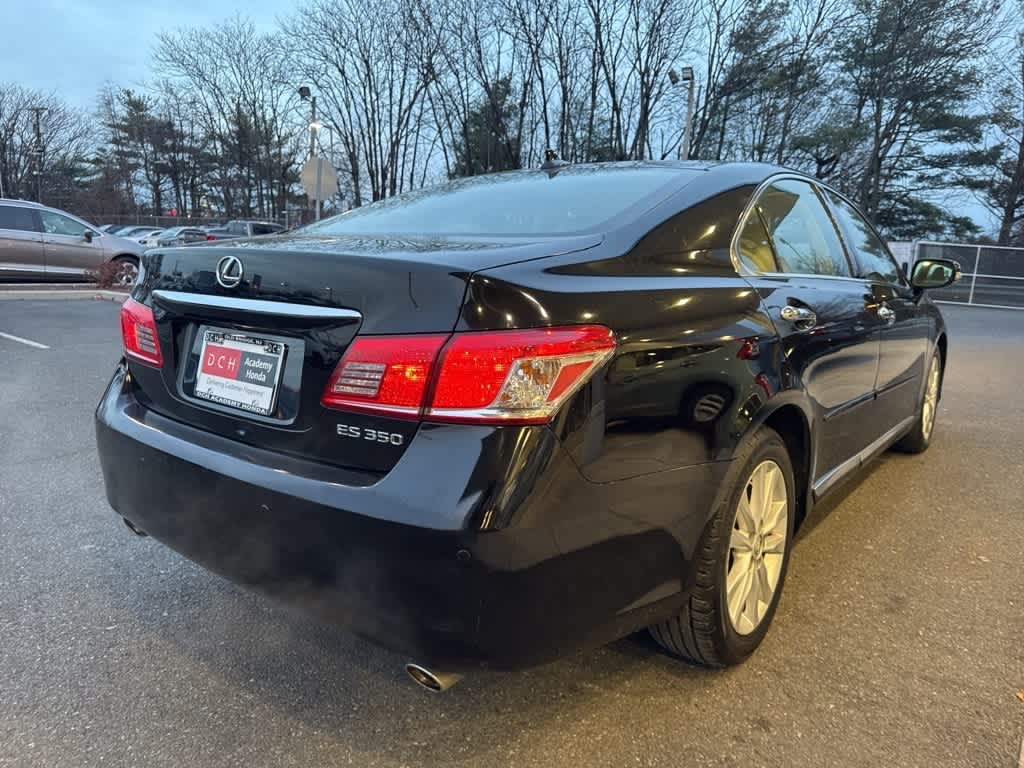 Thumbnail: 2011 Lexus ES - 4