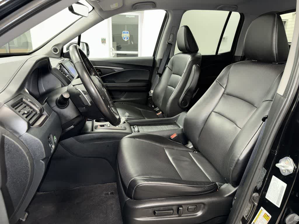 Thumbnail: 2023 Honda Ridgeline - 15