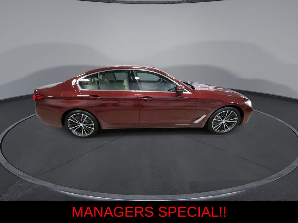 Thumbnail: 2023 BMW 5 Series - 9