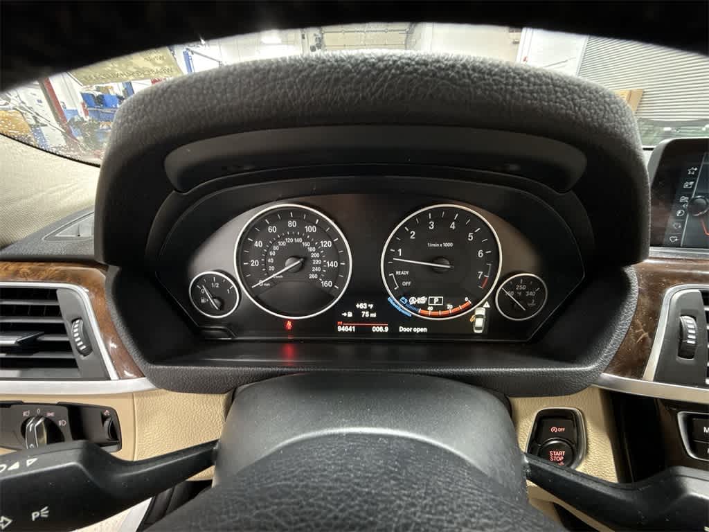 Thumbnail: 2017 BMW 3 Series - 35