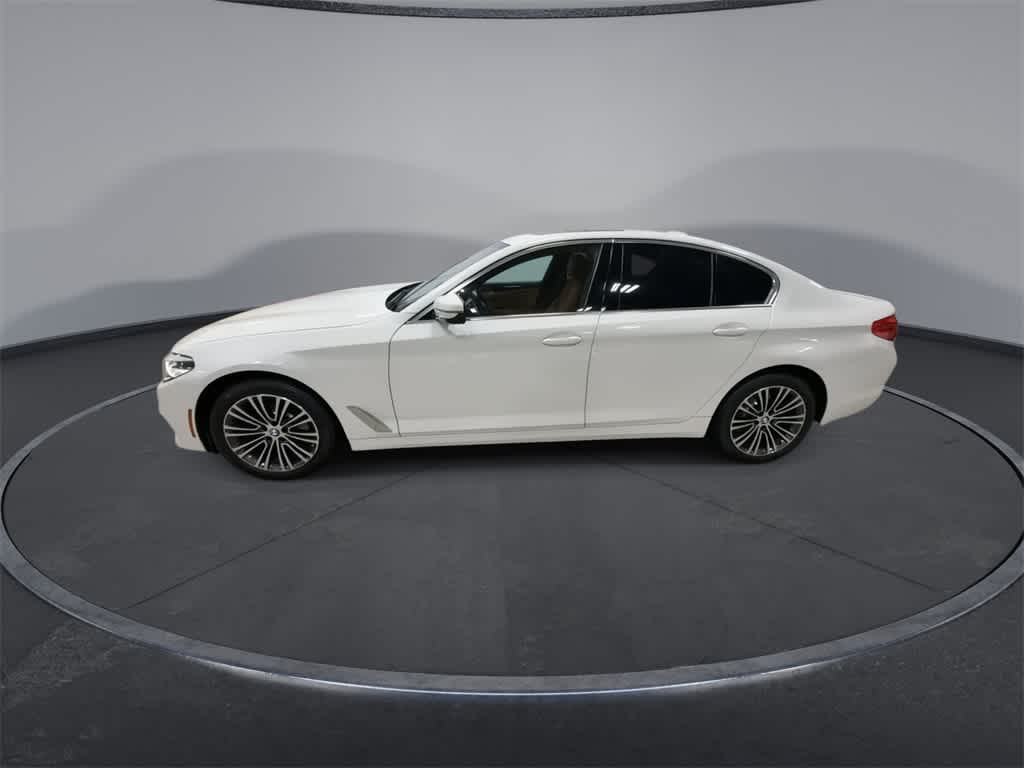 Thumbnail: 2019 BMW 5 Series - 5