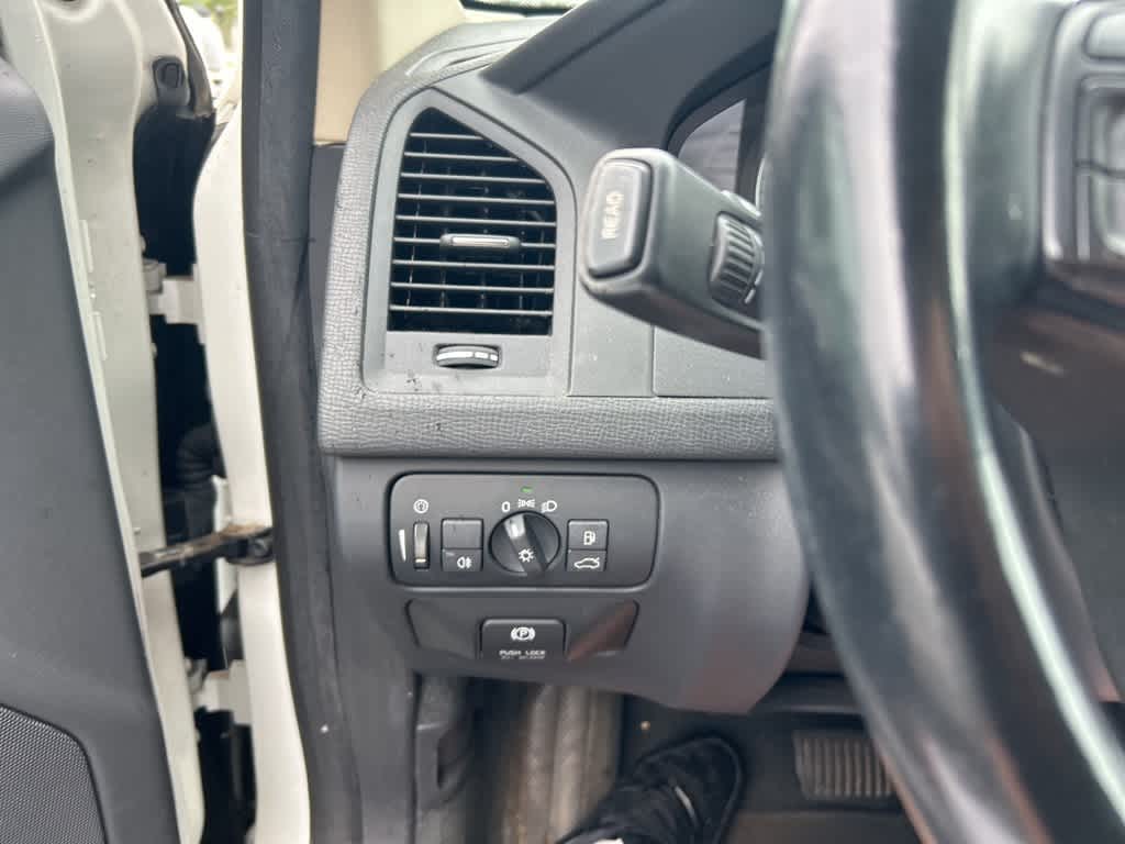 2012 Volvo XC60 3.2 18
