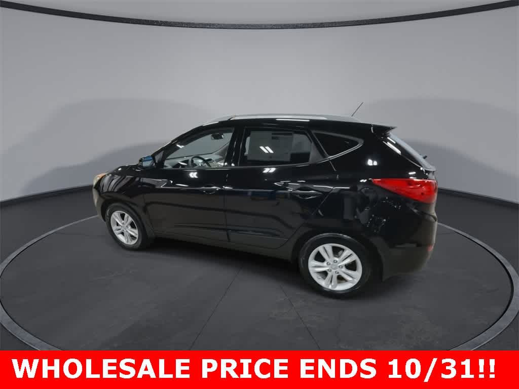 Thumbnail: 2011 Hyundai Tucson - 6
