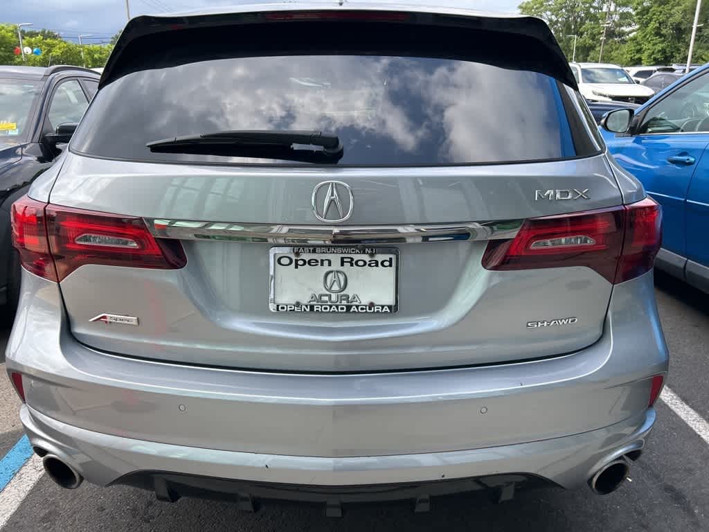 Thumbnail: 2020 Acura MDX - 11