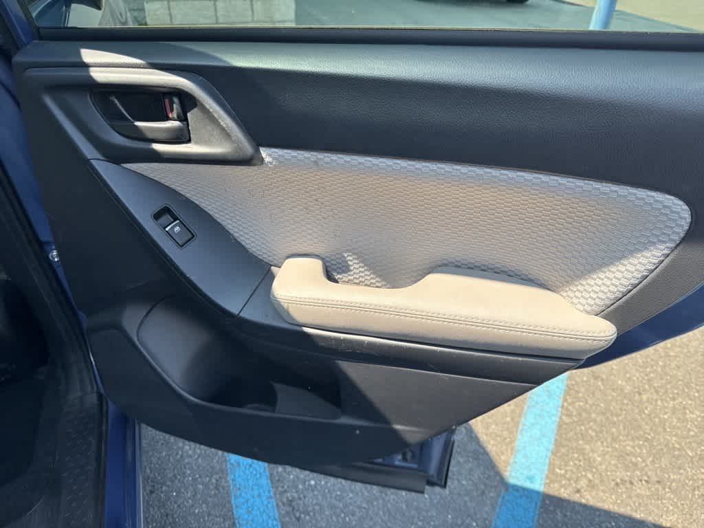 Thumbnail: 2018 Subaru Forester - 21