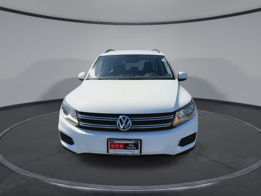 Thumbnail: 2016 Volkswagen Tiguan - 3