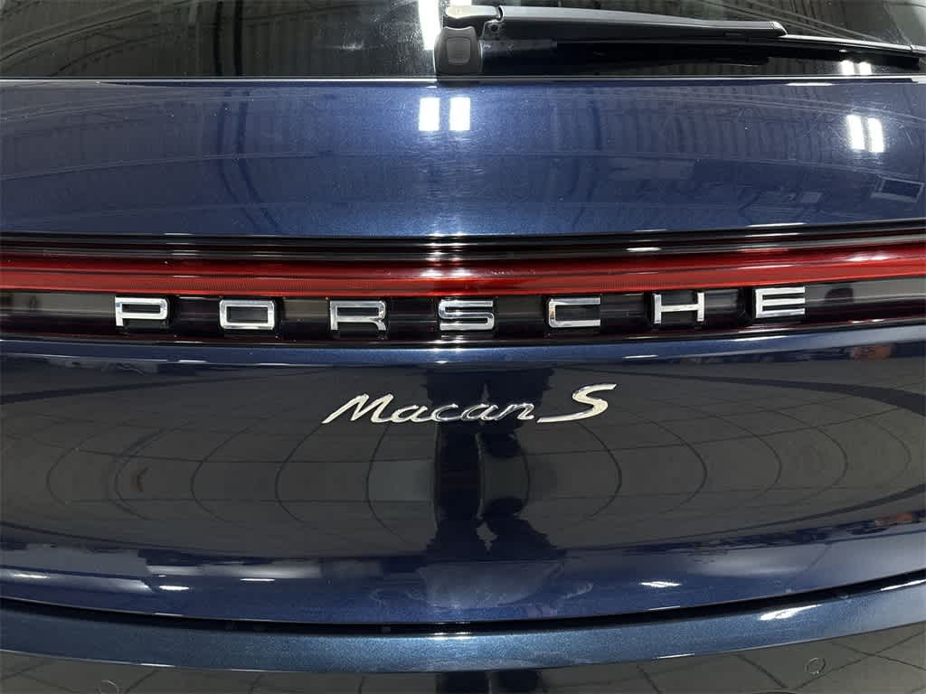 Thumbnail: 2019 Porsche Macan - 27