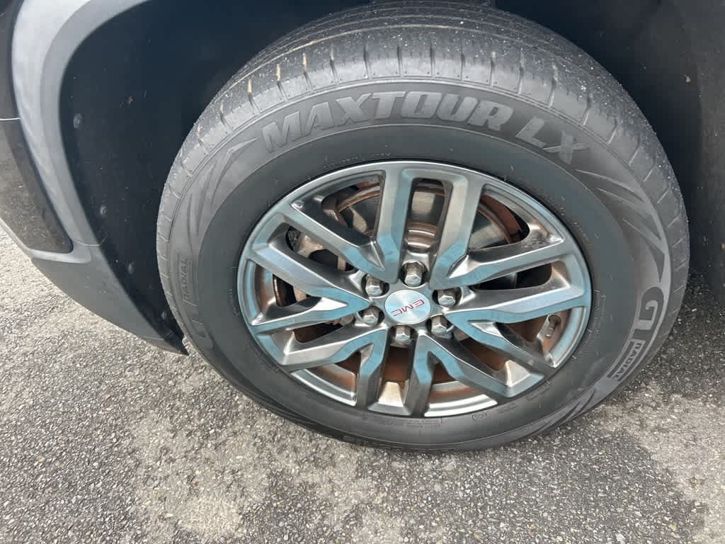 Thumbnail: 2017 GMC Acadia - 14