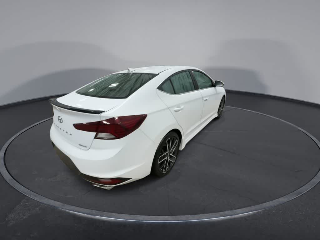 Thumbnail: 2019 Hyundai Elantra - 8