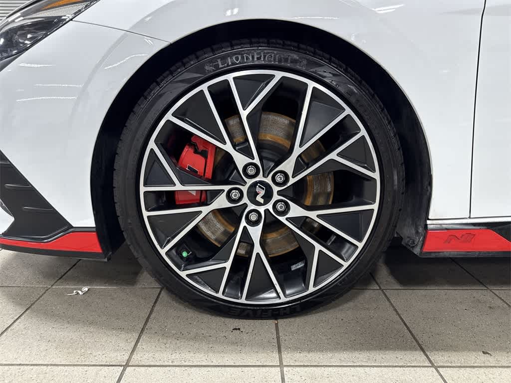 Thumbnail: 2023 Hyundai Elantra - 10