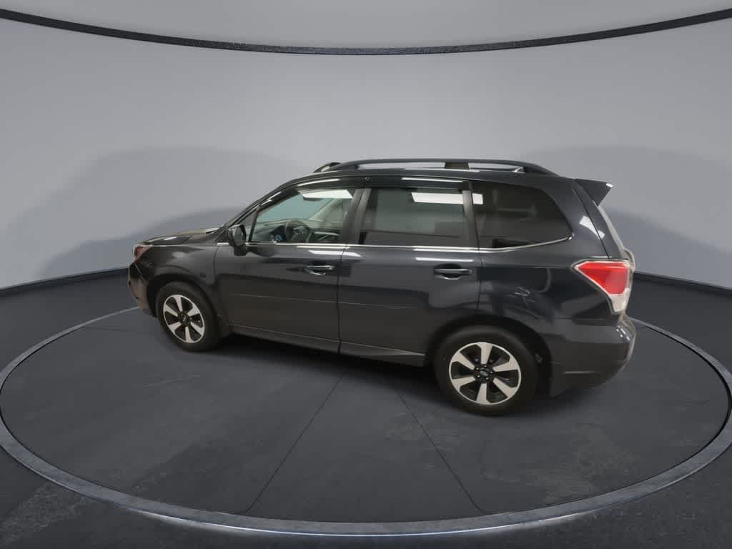Thumbnail: 2018 Subaru Forester - 6