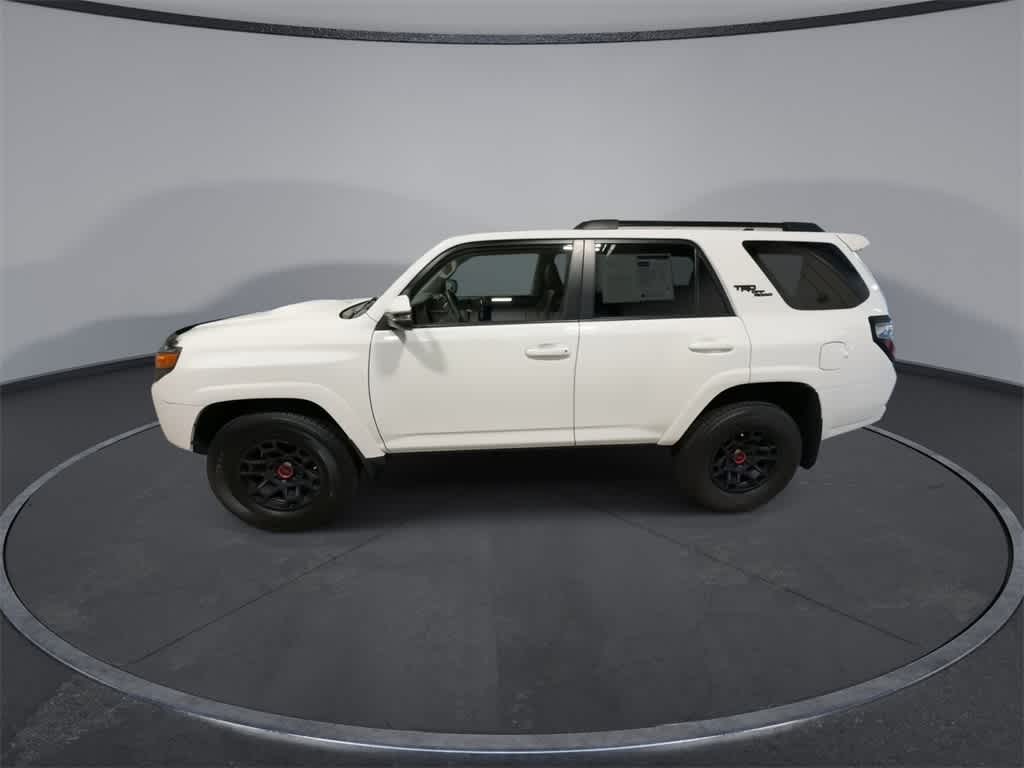 Thumbnail: 2022 Toyota 4Runner - 5