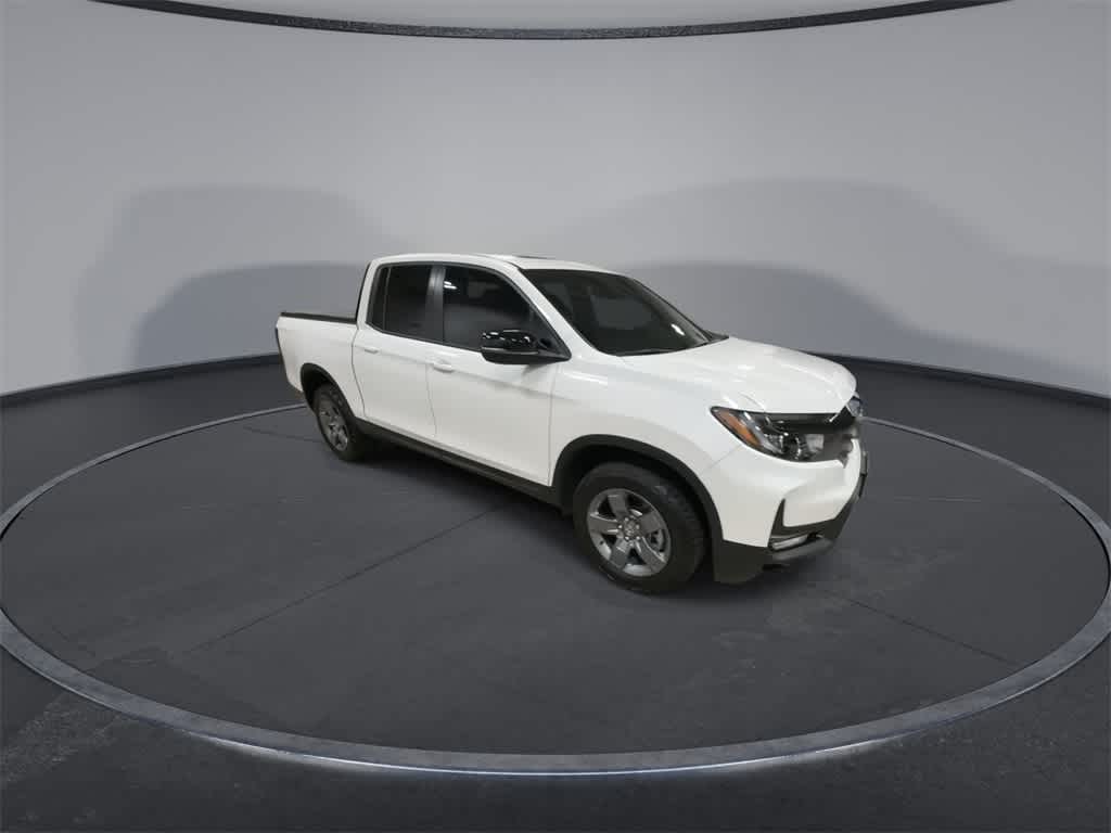 Thumbnail: 2025 Honda Ridgeline - 2