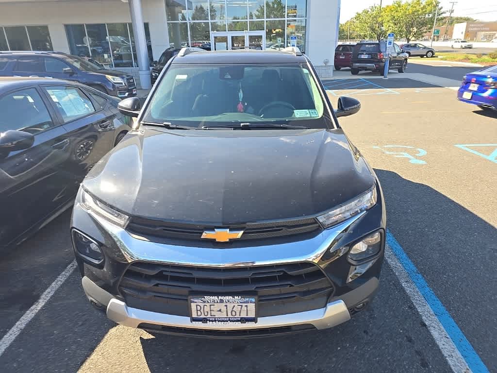 Thumbnail: 2023 Chevrolet TrailBlazer - 2