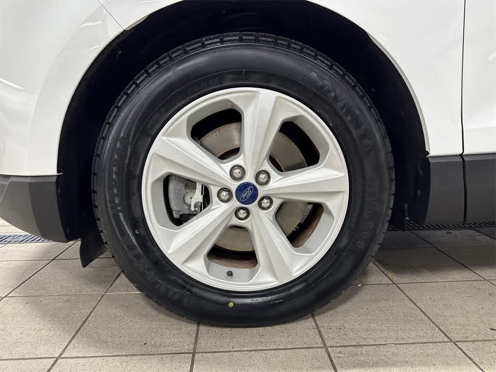 Thumbnail: 2020 Ford Edge - 10