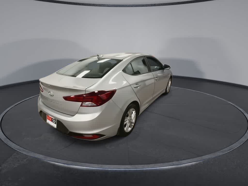 Thumbnail: 2020 Hyundai Elantra - 8