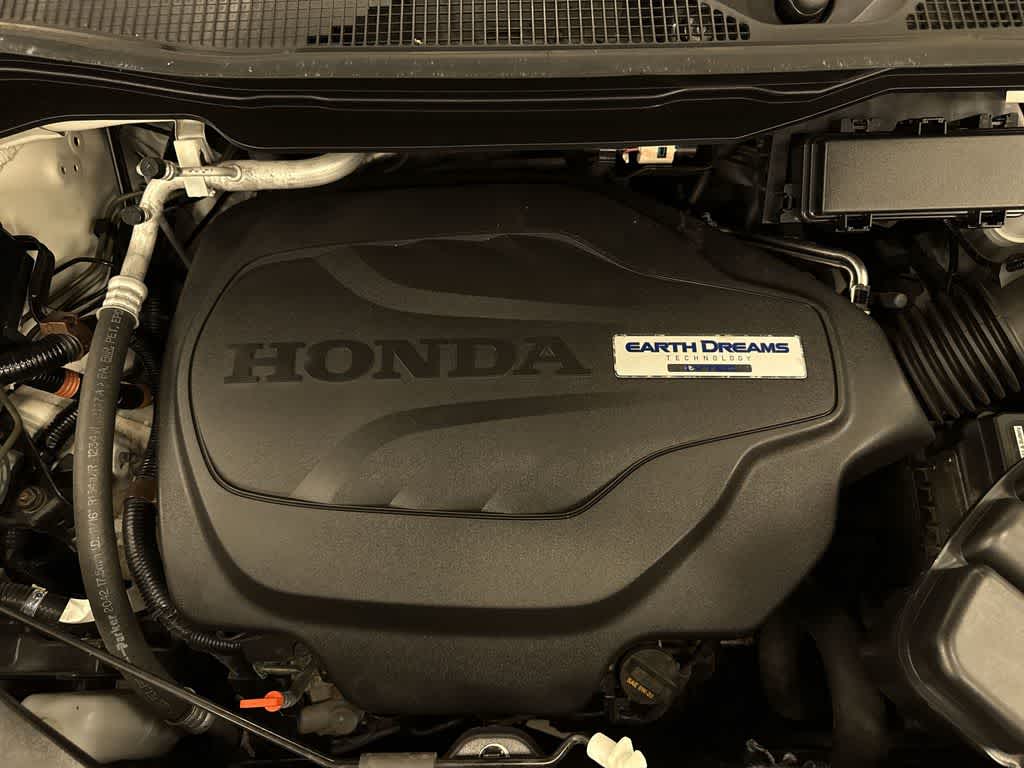 Thumbnail: 2018 Honda Pilot - 12