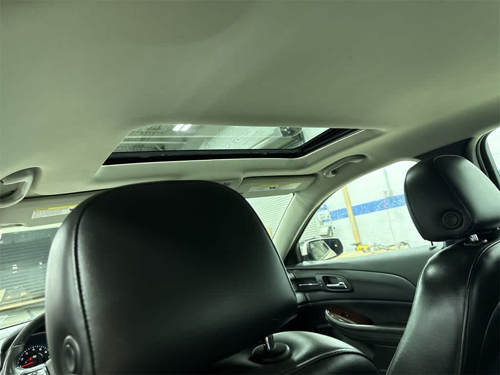 Thumbnail: 2013 Chevrolet Malibu - 23