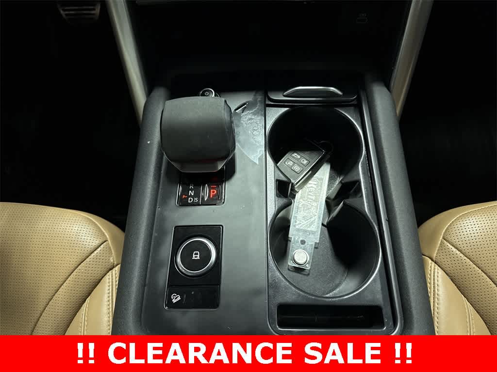 Thumbnail: 2024 Land Rover Discovery - 32