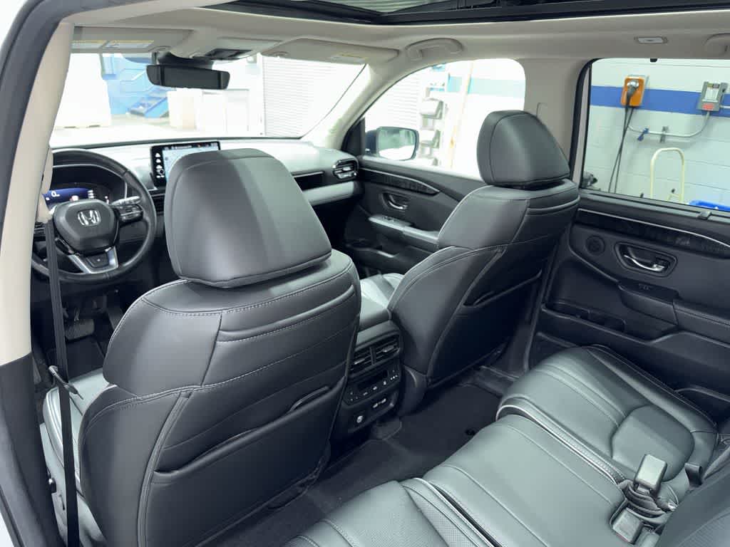 Thumbnail: 2023 Honda Pilot - 31