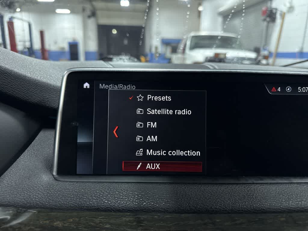 Thumbnail: 2018 BMW X5 - 21