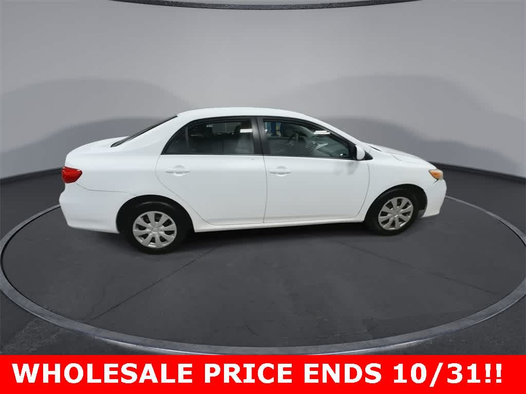 Thumbnail: 2011 Toyota Corolla - 9