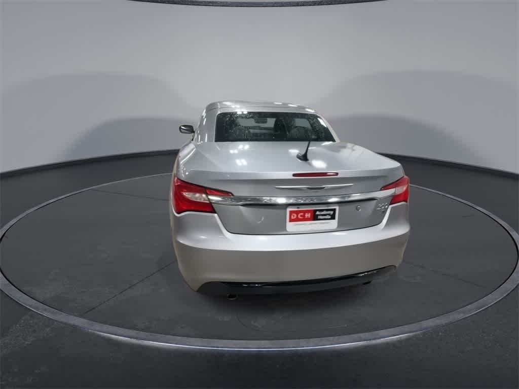 Thumbnail: 2013 Chrysler 200 - 7