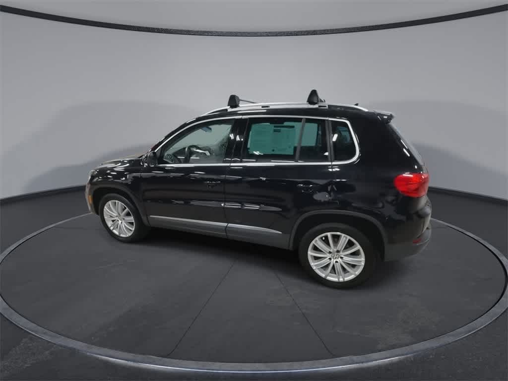 Thumbnail: 2014 Volkswagen Tiguan - 6