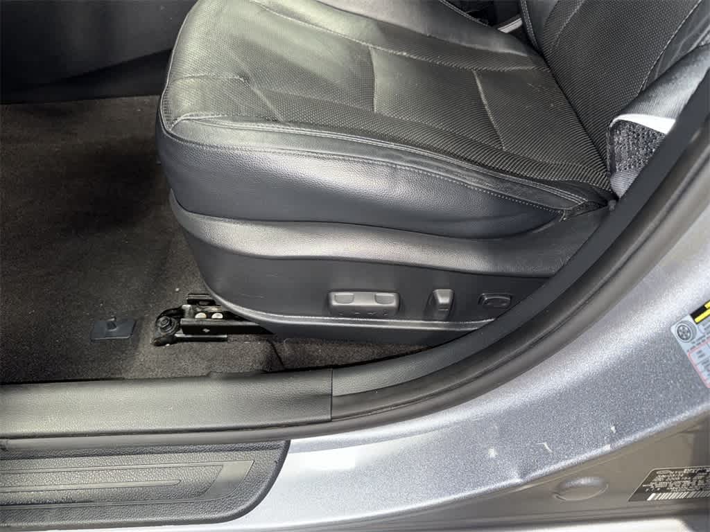 Thumbnail: 2014 Hyundai Elantra - 23