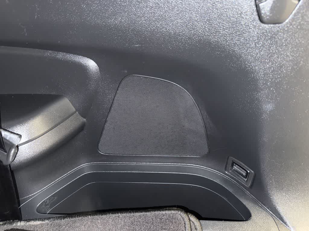 Thumbnail: 2017 Honda Pilot - 28