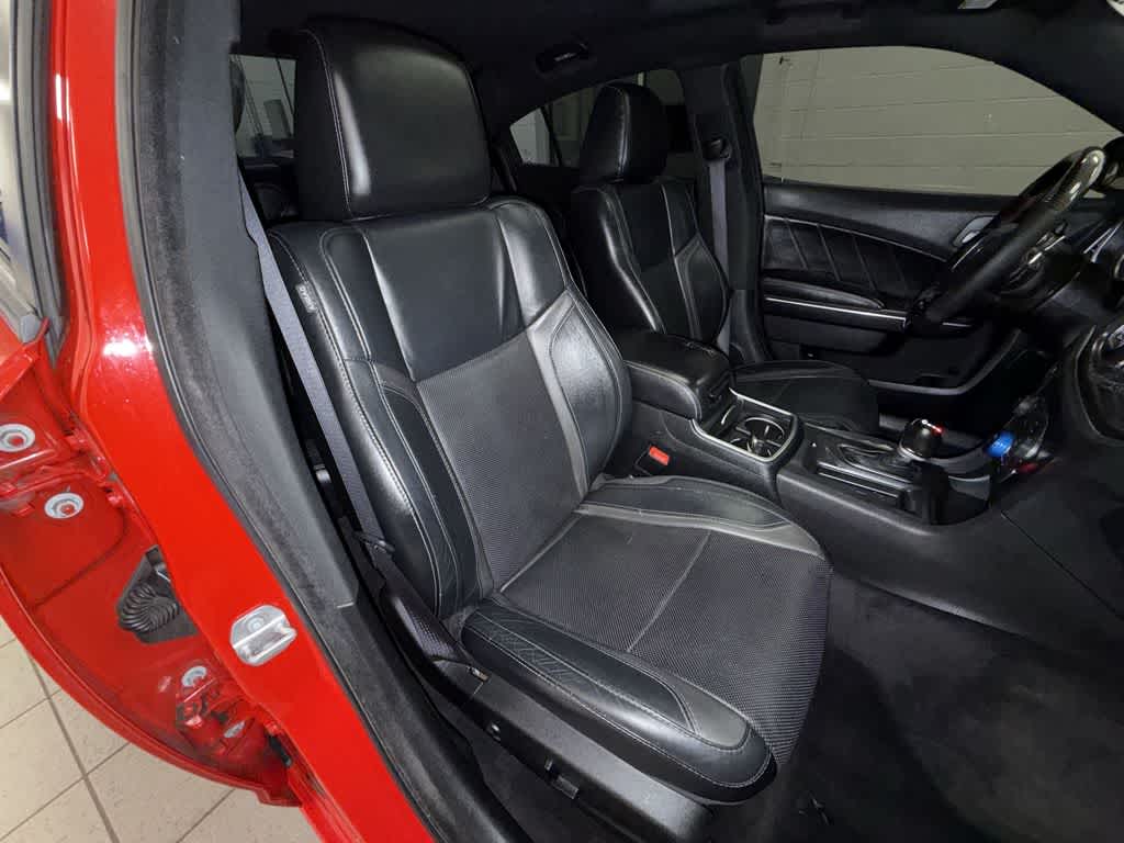Thumbnail: 2016 Dodge Charger - 16