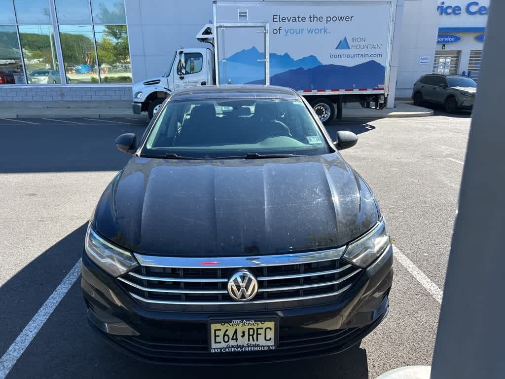 Thumbnail: 2019 Volkswagen Jetta - 14