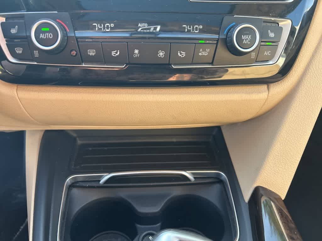 2017 BMW 3 Series 320i xDrive 22