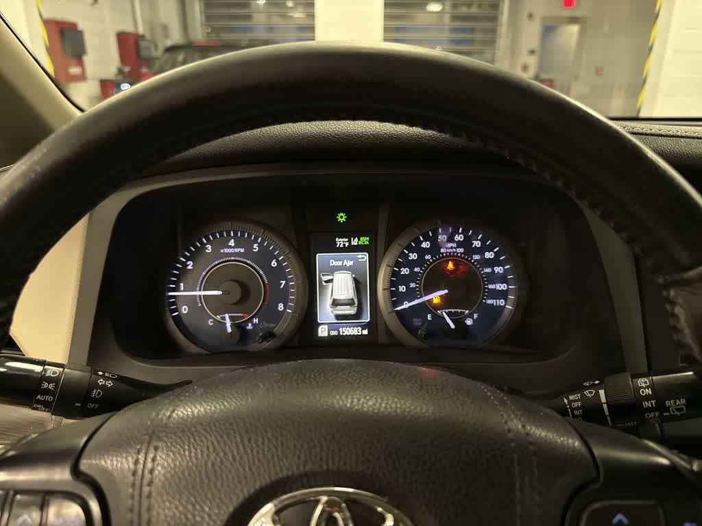 Thumbnail: 2020 Toyota Sienna - 34